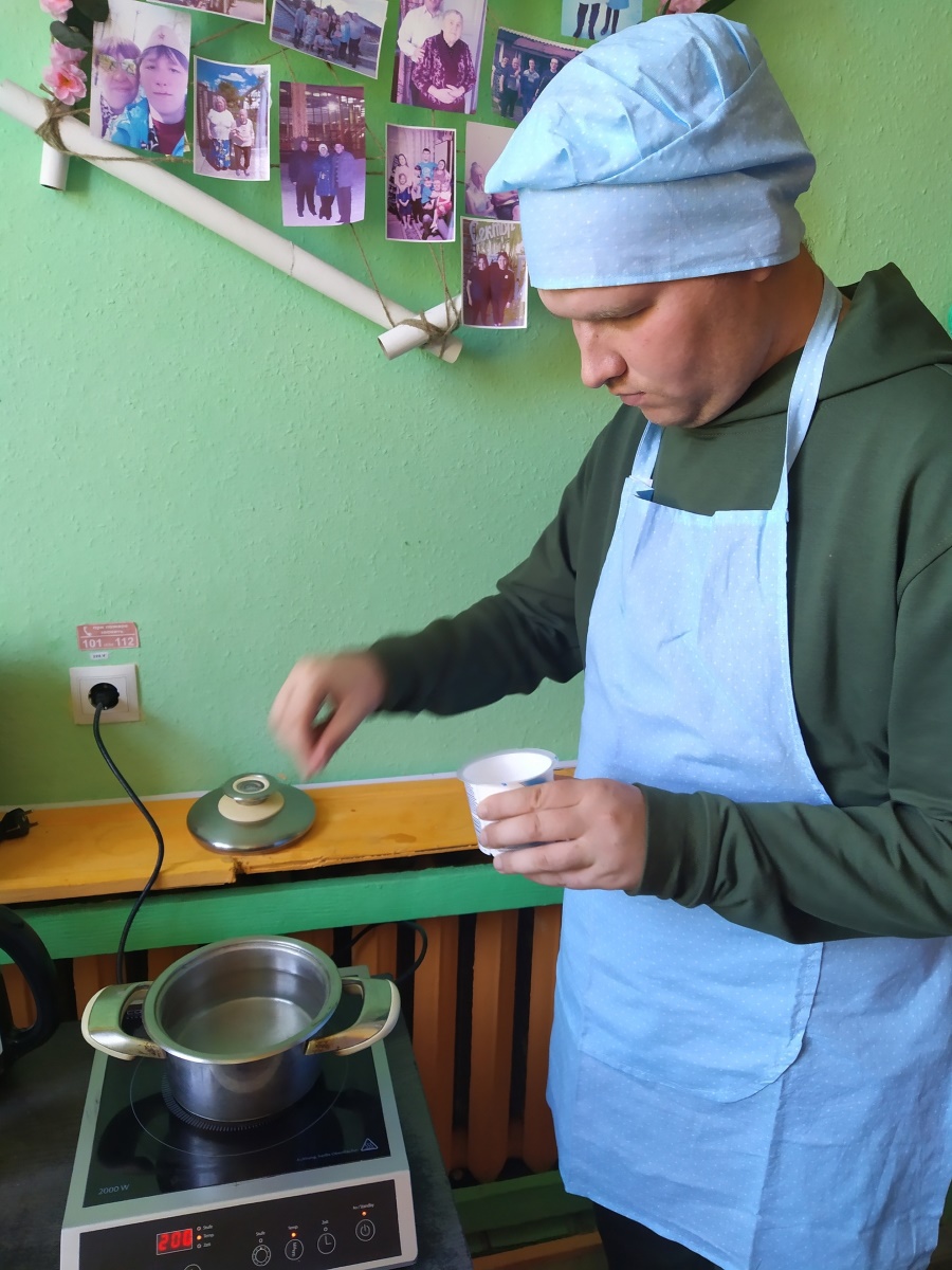 22.09.2023 года - Заседание кулинарного клуба «Вкусные истории». Приготовлении гуляша из говядины с макаронами3
